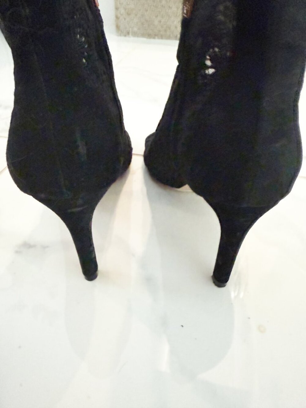 Nanette Lepore Lace Heidi Black Peep Toe Heel 8.5M - Picture 6 of 9